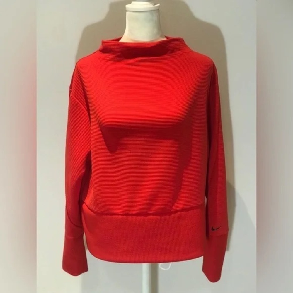 Nike Dryfit Women Red Long sleeve Pullover Sz Medium